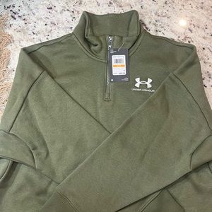 Women’s size small Under Armour Hoodie